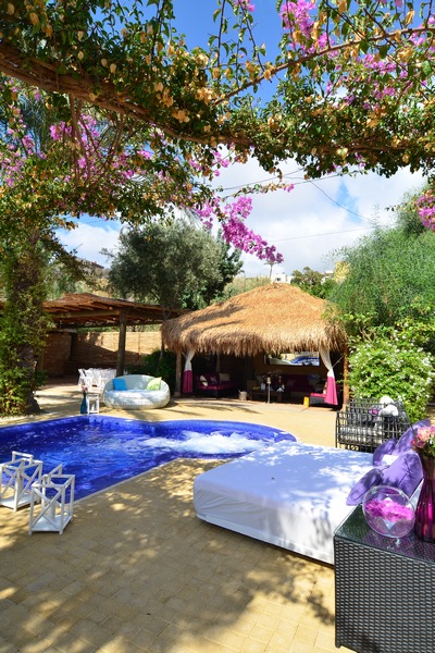 Sunday At Edde Sands